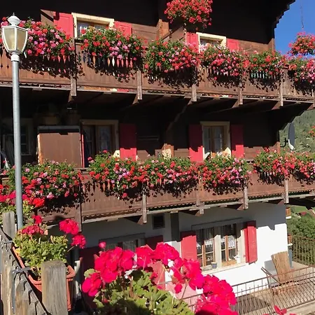 Auberge Restaurant Les Aiguilles Rouges Inn Hérémence